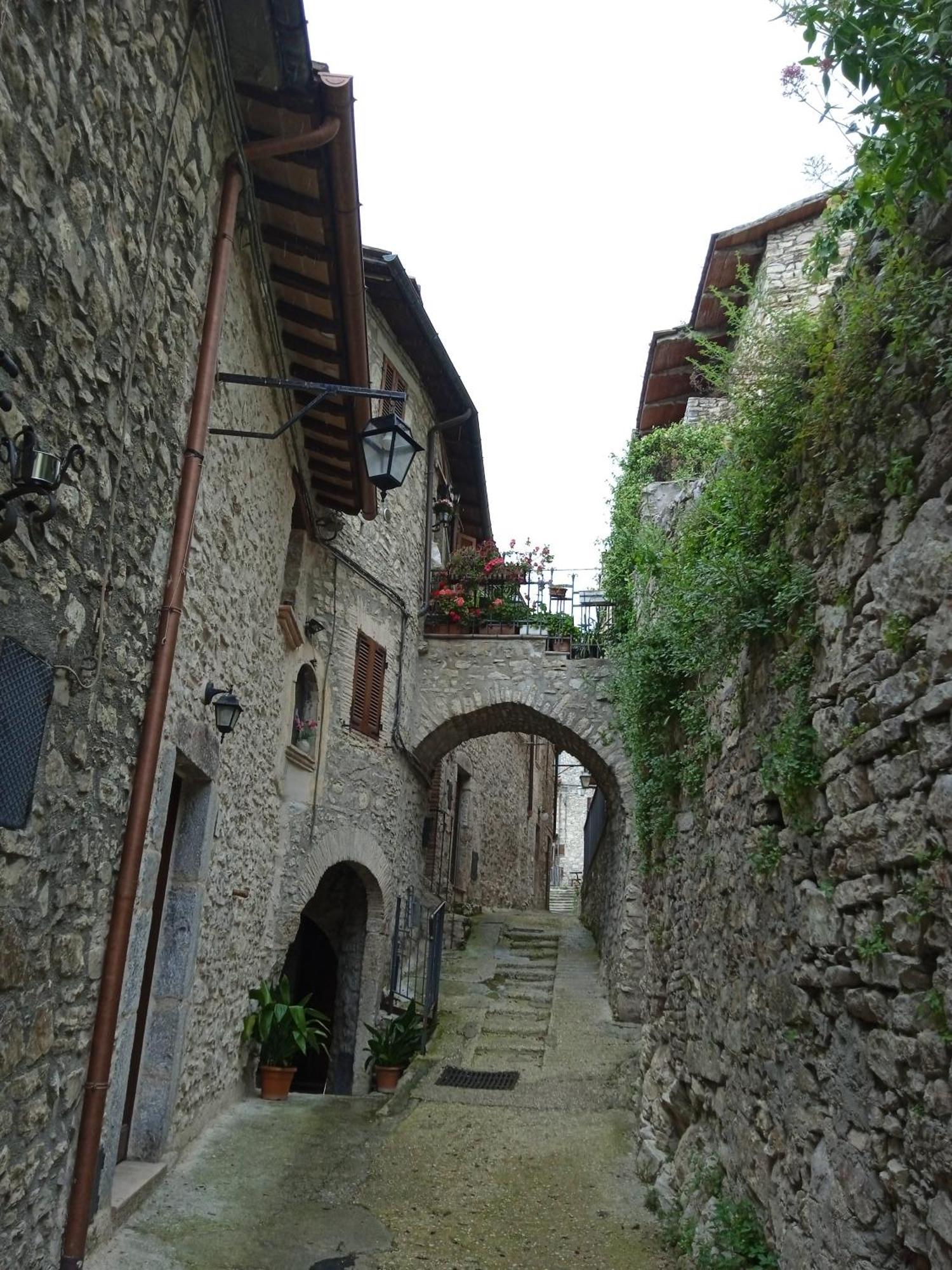 Casa Belvedere A Valle San Martino Di Spoleto Dış mekan fotoğraf